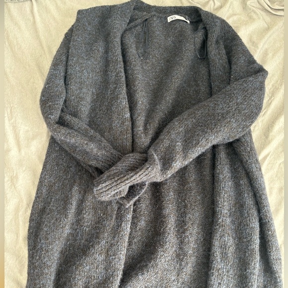Zara cardigan - Picture 2 of 2